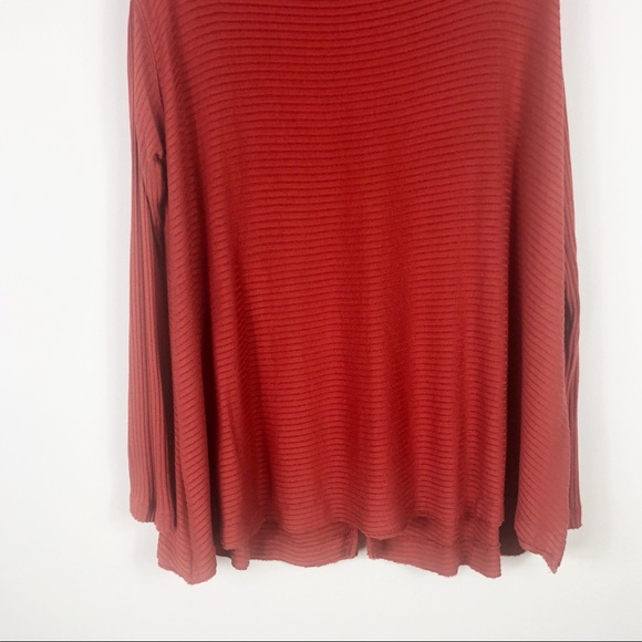 We The Free M Lover Ribbed Split Thermal Top NWOT - Picture 4 of 10